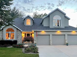 3101 Cassidy Dr NE, Rochester, MN 55906