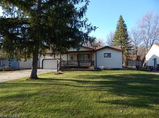 5562 Red Apple Dr, Youngstown, OH