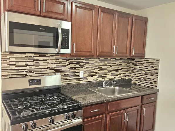 4127 Liberty Avenue image 1 of 15