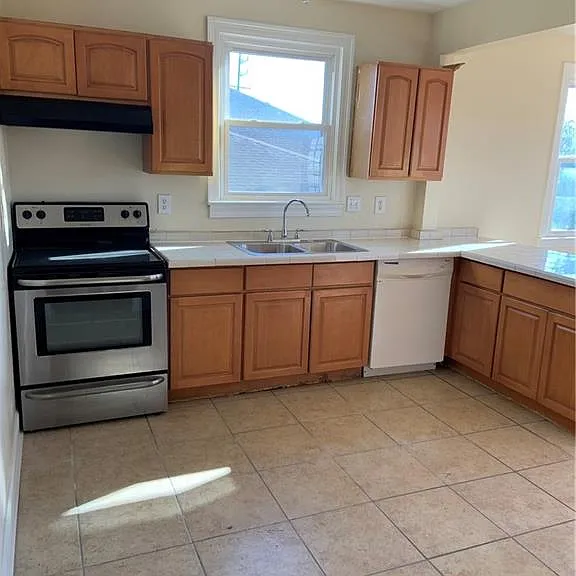 5519 Mandeville St — Photo 5