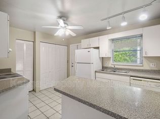 10234 Plant Dr, Palm Beach Gardens, FL 33410
