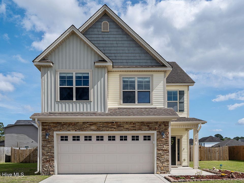 1st image of 102 Stonewater Lane