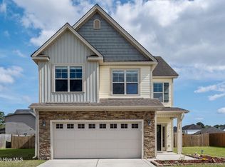 102 Stonewater Lane, Jacksonville, NC 28546
