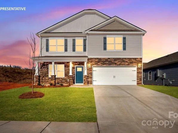 155 Rustling Waters Dr, Mooresville, NC 28117