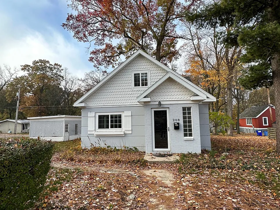 208 Pope St