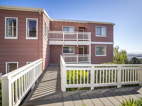 4th image of 108 Oak Ct