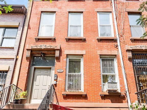 2nd image of 615 Halsey St