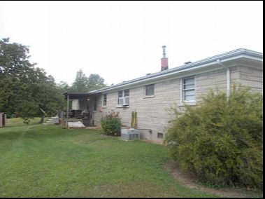 2nd image of 301 Gentry Ln