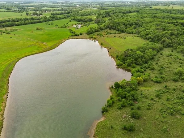 E Victory Rd, Bronaugh, MO 64728
