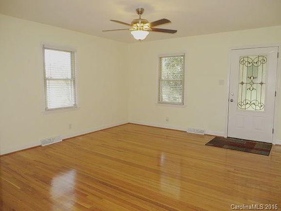 3rd image of 308 Auten Cir
