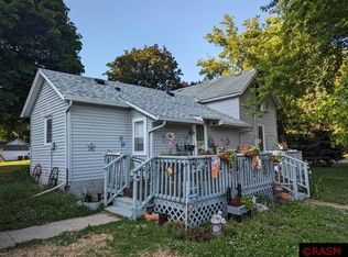 111 5th Ave SW, Winnebago, MN 56098