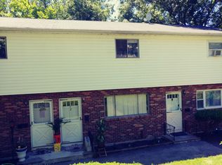 25 Dartmouth St #2, Waterbury, CT 06704