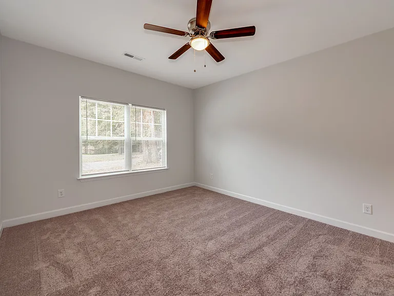 910 N Ransom St — Photo 14