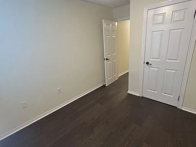 10284 Woodbine Ave — Photo 14