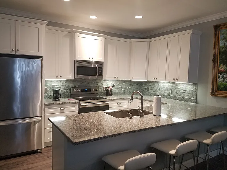 1600 Sturdivant Dr — Photo 10