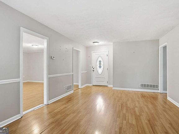 4th image of 3082 Lake Ranch Dr
