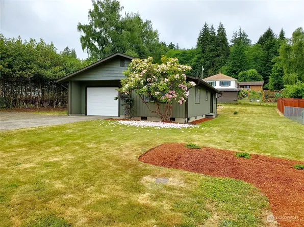 960 Ballentine Street, Raymond, WA 98577