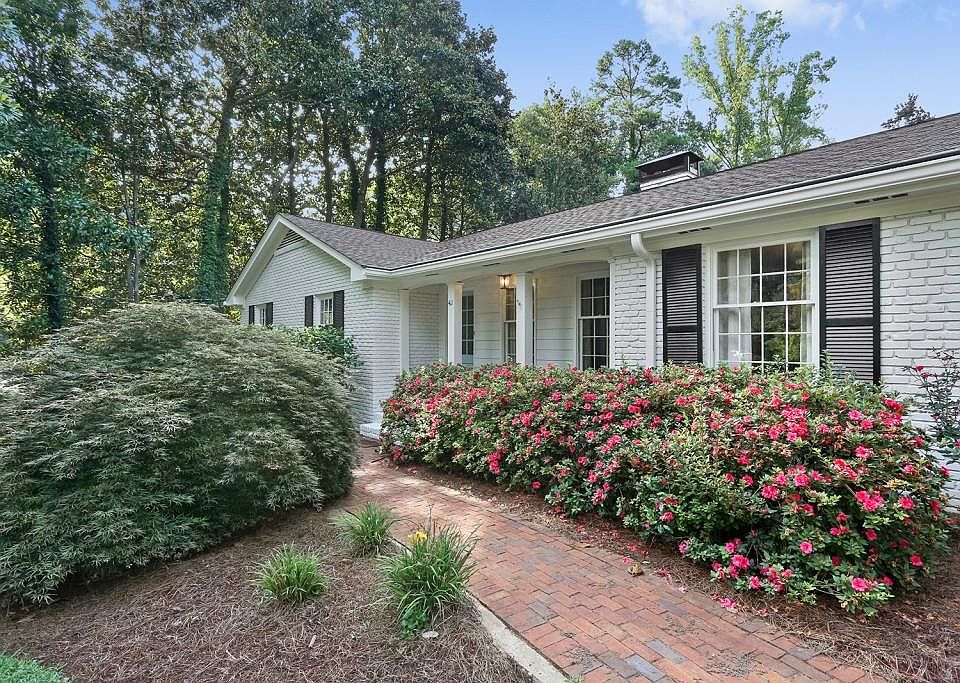 1st image of 411 Redwood Dr