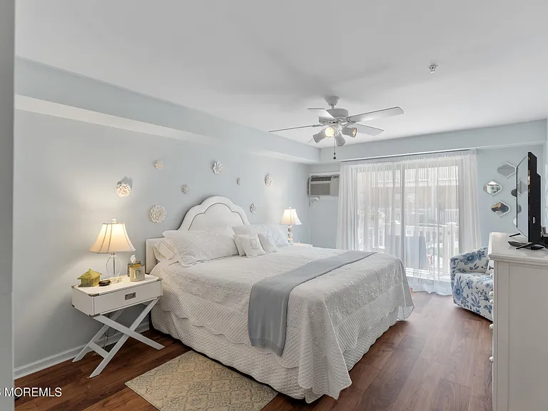 1340 Ocean Ave #35 — Photo 16