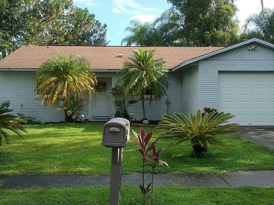 1st image of 1450 Foxwood Dr