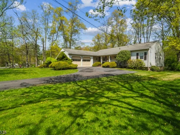 6 Windsor Way, Berkeley Heights Twp., NJ 07922
