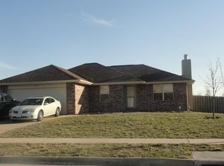 3892 W Ridgeway St, Springfield, MO 65807