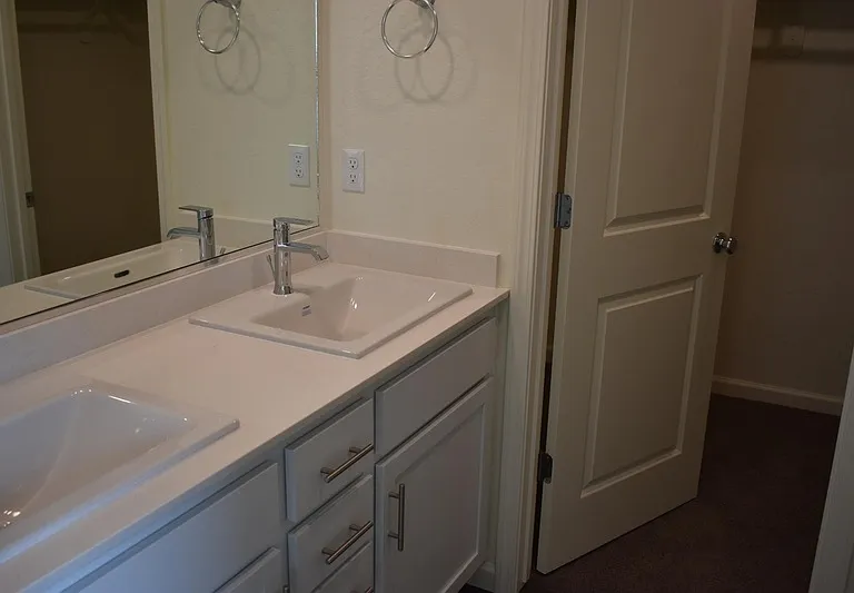 4554 Iris Ct — Photo 20