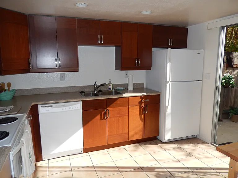 963 Loring St #2 — Photo 4