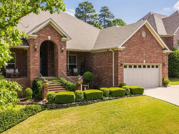 14 Challain Cv, Little Rock, AR 72223
