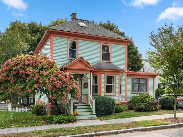 105 Lovett St, Beverly, MA 01915