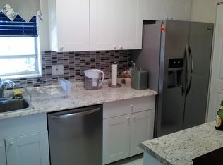439 Lake Evelyn Dr, West Palm Beach, FL 33411