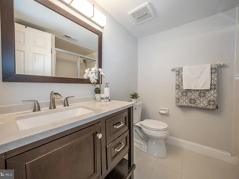 504 Mountainview Dr — Photo 26