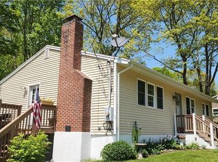 19 Lake St, Ledyard, CT 06339