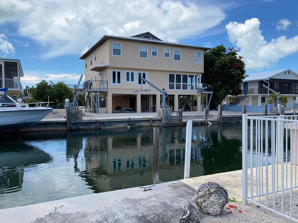 1st image of 103A Gulfwinds Ln