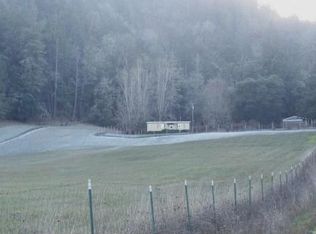 796 Oak Hill Rd, Roseburg, OR 97471