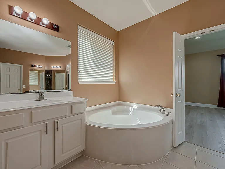 14026 Shamrock Park Ln — Photo 40