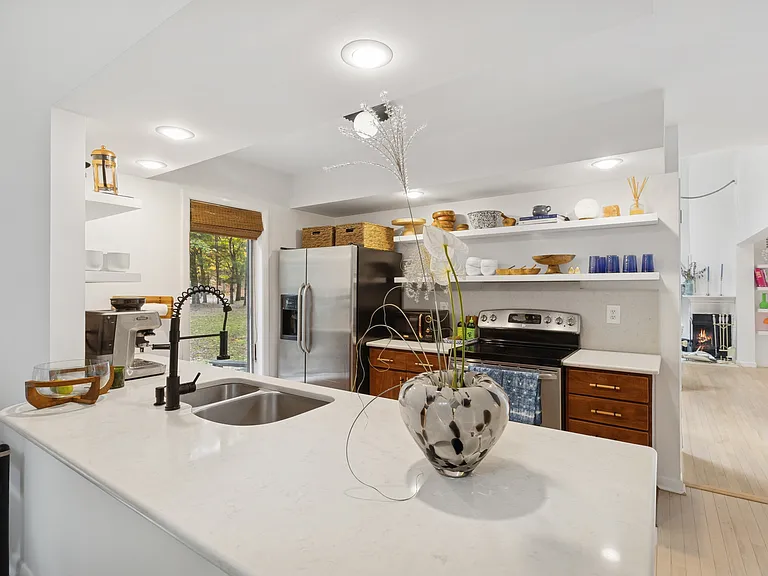15 Mount Misery Dr — Photo 20