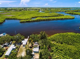 1530 River Dr SW, Ruskin, FL 33570