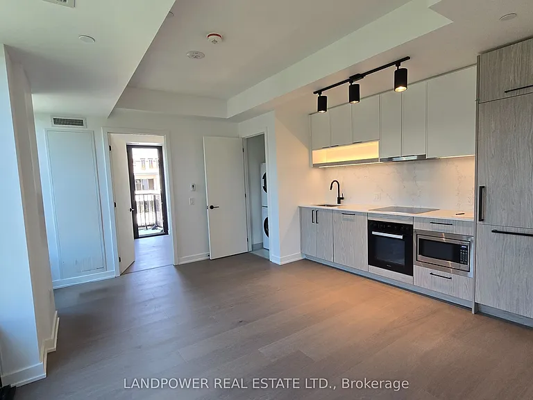 91 Montclair Ave #709 — Photo 6