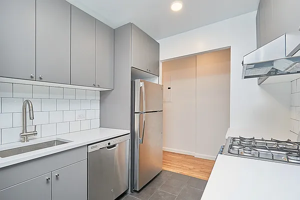Rented by Keller Williams NYC | media 7