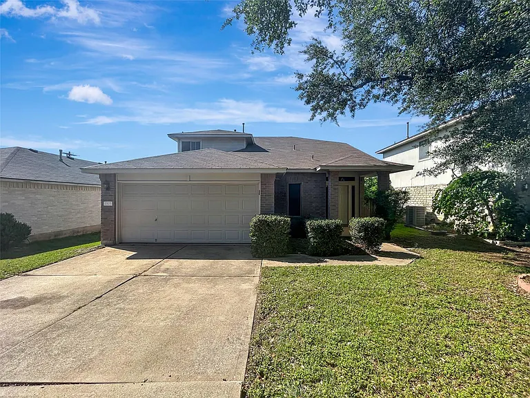1503 Catalina Dr — Photo 1
