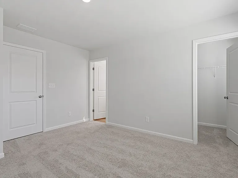 324 Chesapeake Commons St — Photo 15