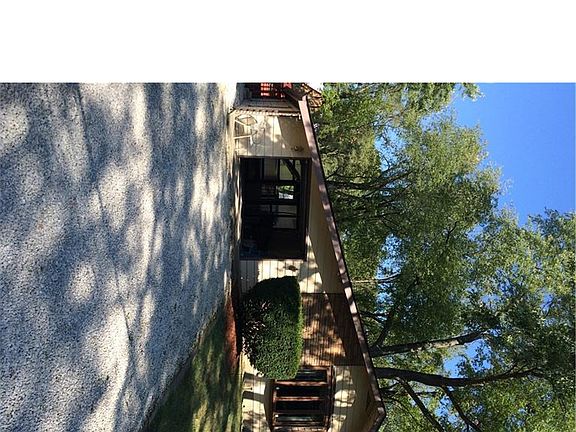 2nd image of 43 W Bellisle Dr