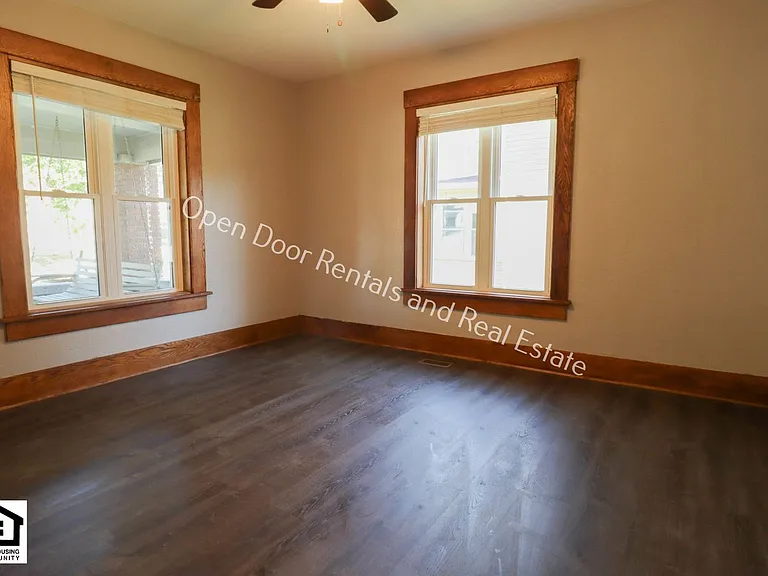 302 S Walsh St — Photo 9