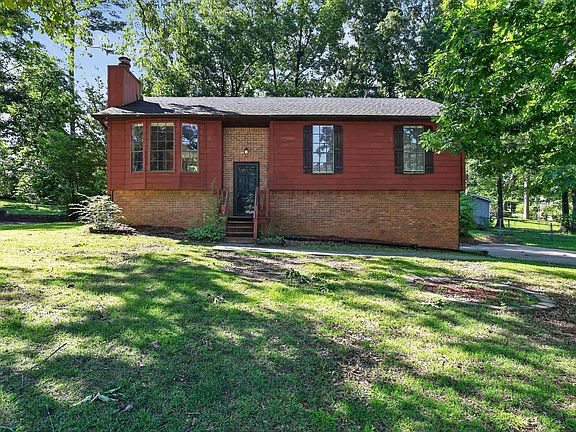 5th image of 921 Thomas Dr