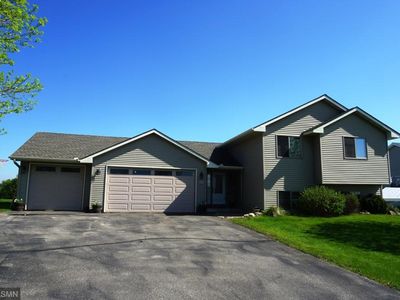 366 W Overlook Dr, Ellsworth, WI, 54011