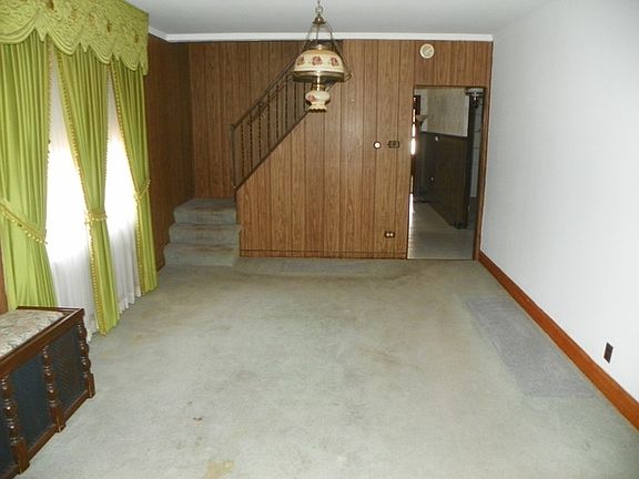 5th image of 7854 Elmgrove Dr