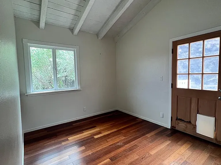 826 Kealahou St — Photo 9
