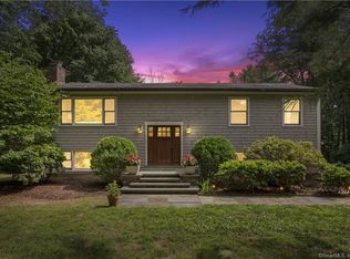 23 Olmstead Ln, Ridgefield, CT 06877