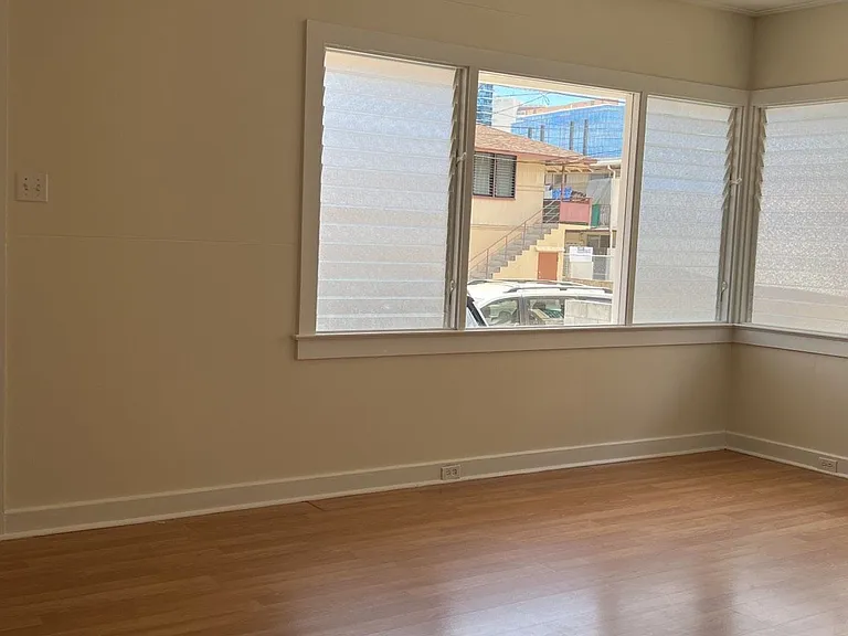 736 Birch St — Photo 12